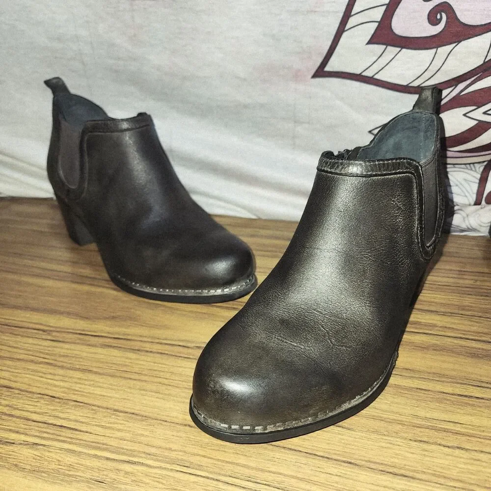 Dansko Harlene Black Leather Women's Clog Booties